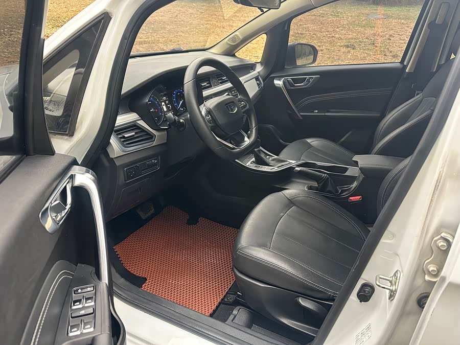 GEELY Vision X3 2020 car image #6