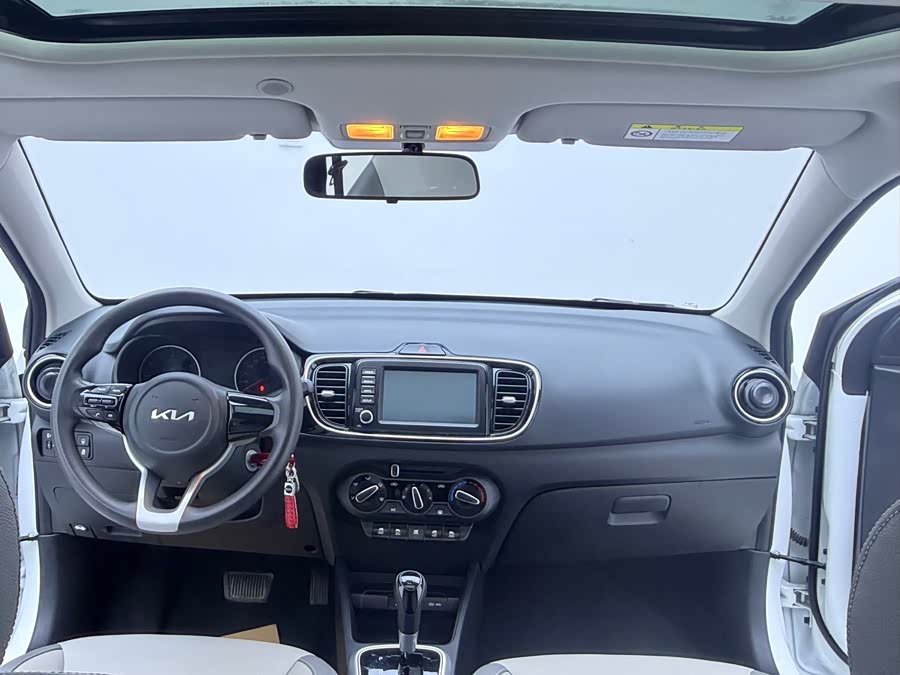 Kia Pegas 2022 image de voiture #6