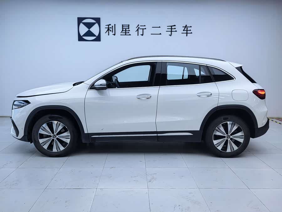 Mercedes-Benz EQA Class 2024 immagine di auto #6