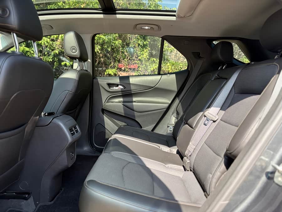 Chevrolet Equinox 2017 car image #6