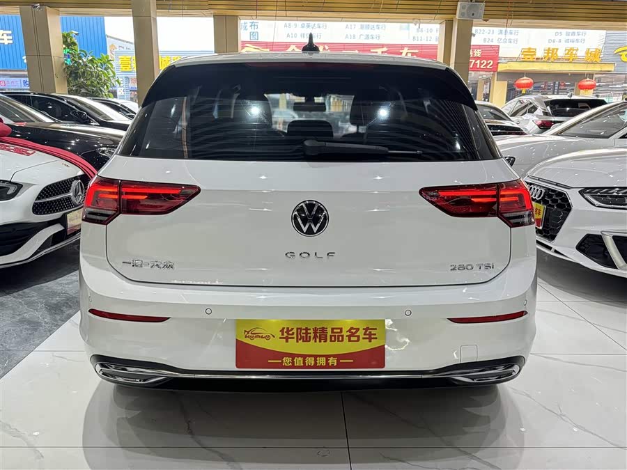 Volkswagen Golf 2021 car image #6