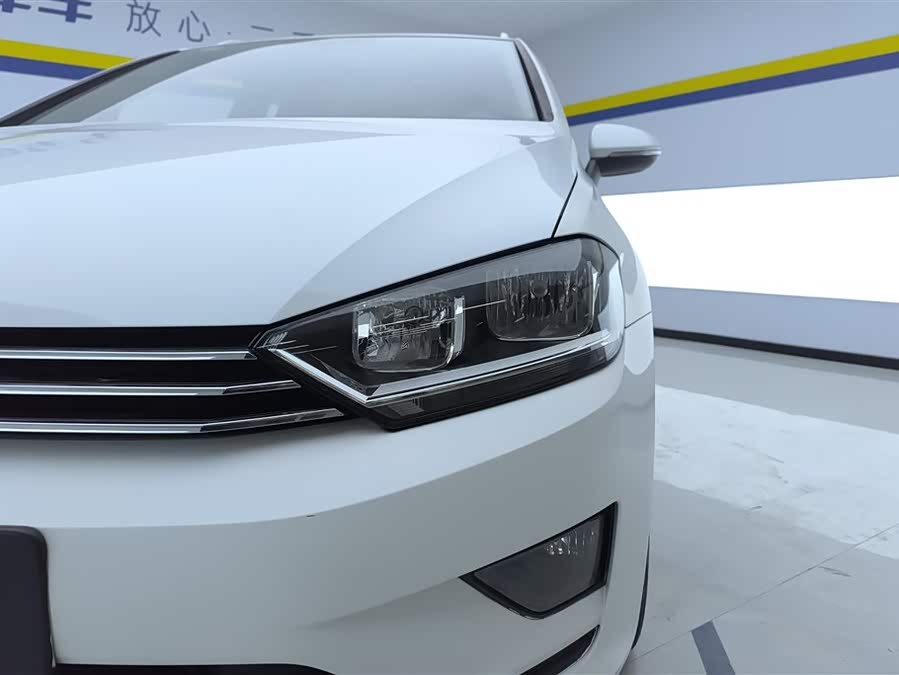 Volkswagen Golf Sportsvan 2018 imagem de carro #6