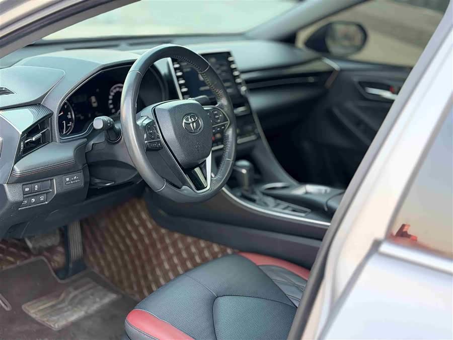 Toyota Avalon 2021 car image #6