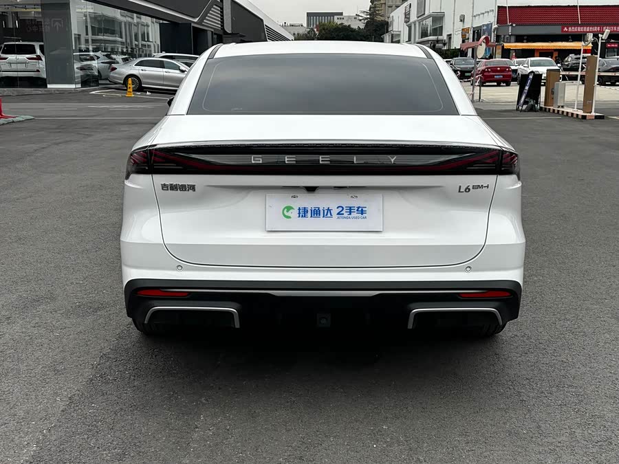 GEELY 2025 #6 GEELY 2025 car image #6