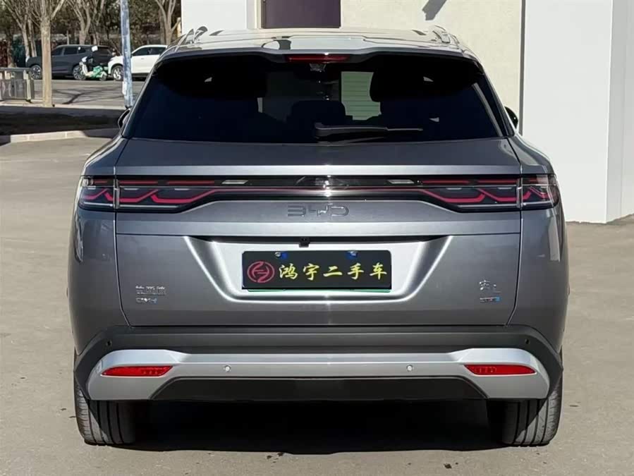 BYD SongL DM-i 2025 #6 BYD SongL DM-i 2025 car image #6