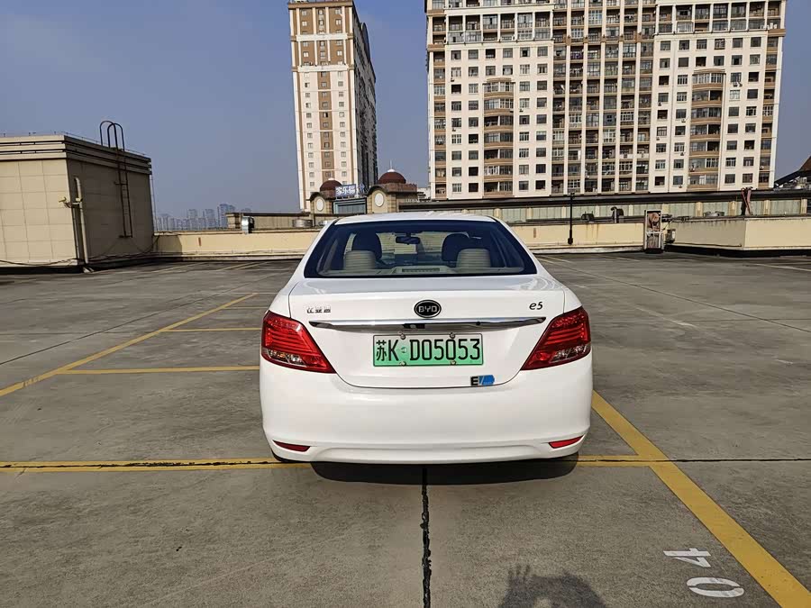 BYD e5 2017 #6 BYD e5 2017 car image #6
