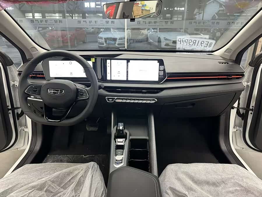 GEELY Binray 2025 car image #6