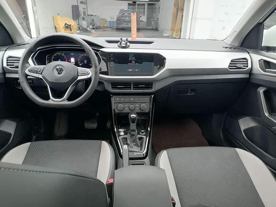 Volkswagen Tacqua 2024 car image #6