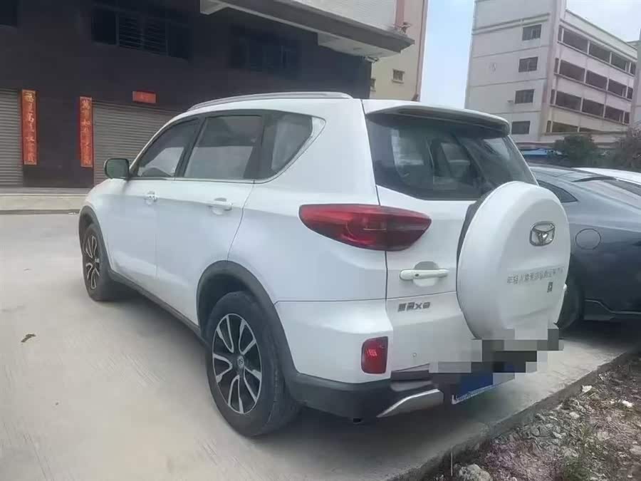 Kaiyi X3 2016 #6 Kaiyi X3 2016 car image #6