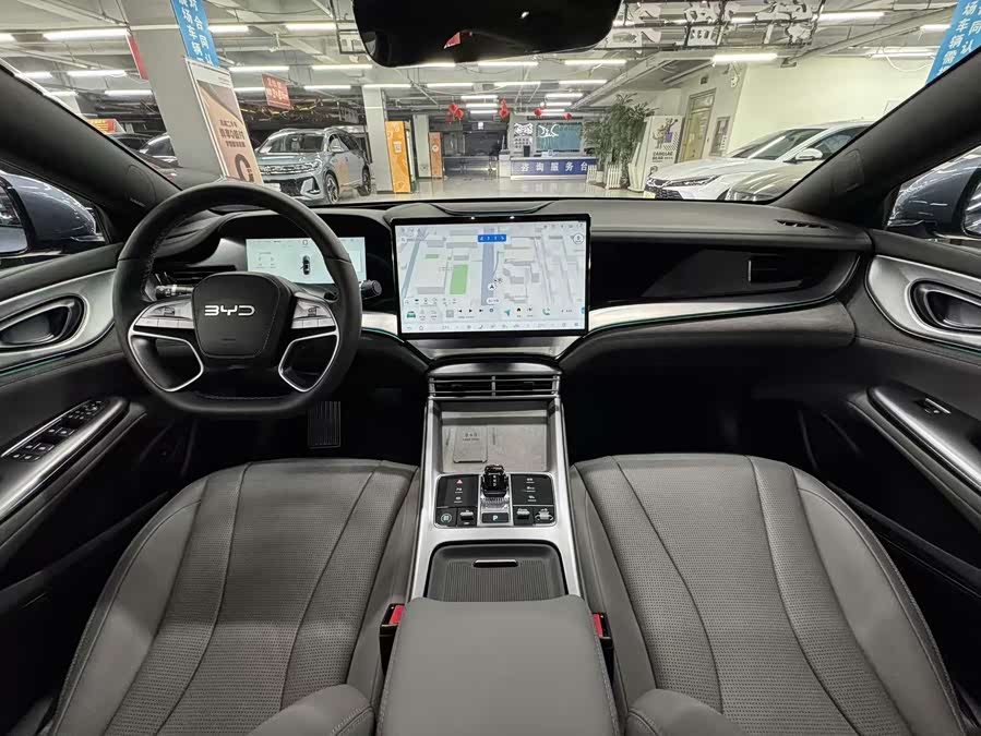 BYD Seal 07 DM-i 2025 car image #6