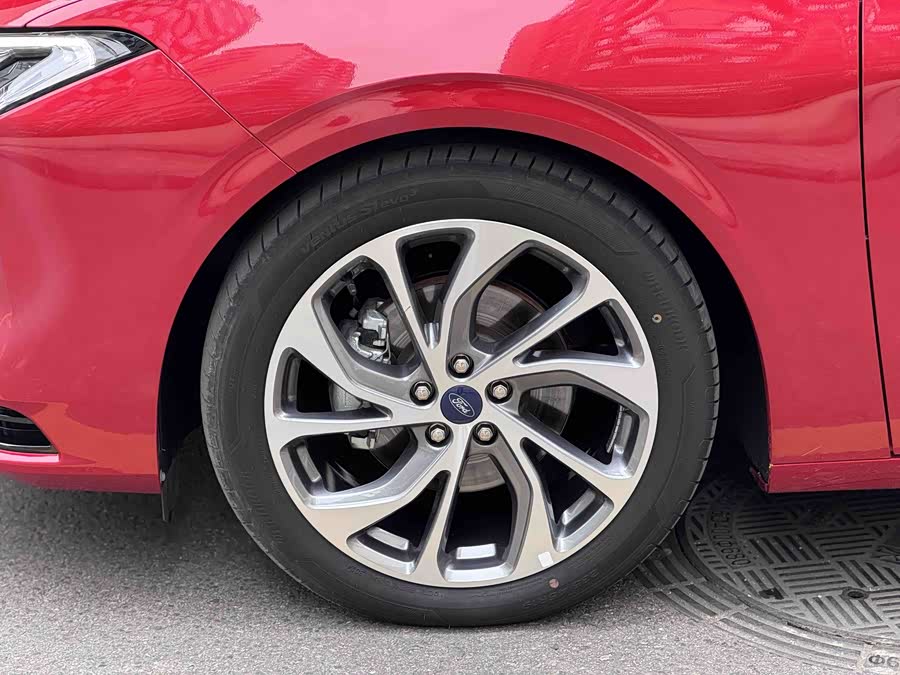 Ford Mondeo 2024 car image #6