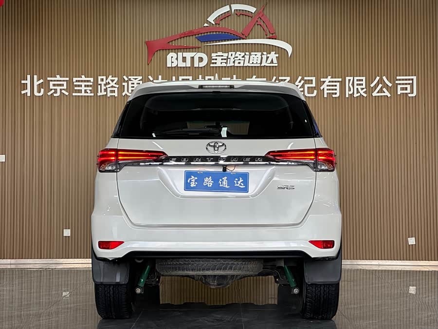 Toyota Fortuner 2017 #6 Toyota Fortuner 2017 immagine di auto #6