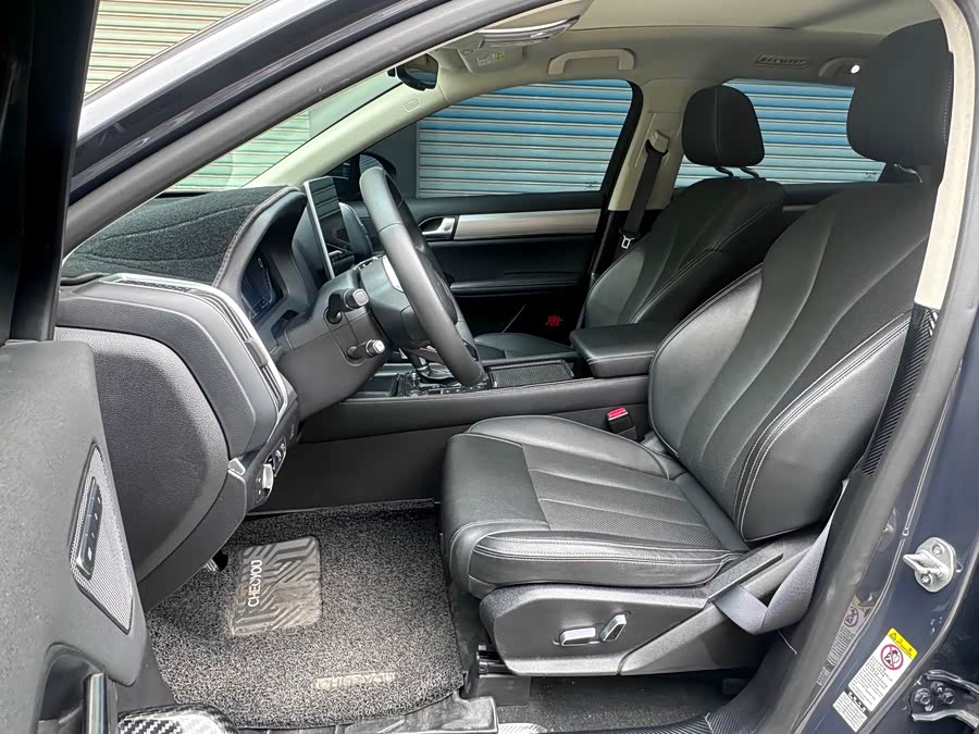 BYD Tang 2020 car image #6
