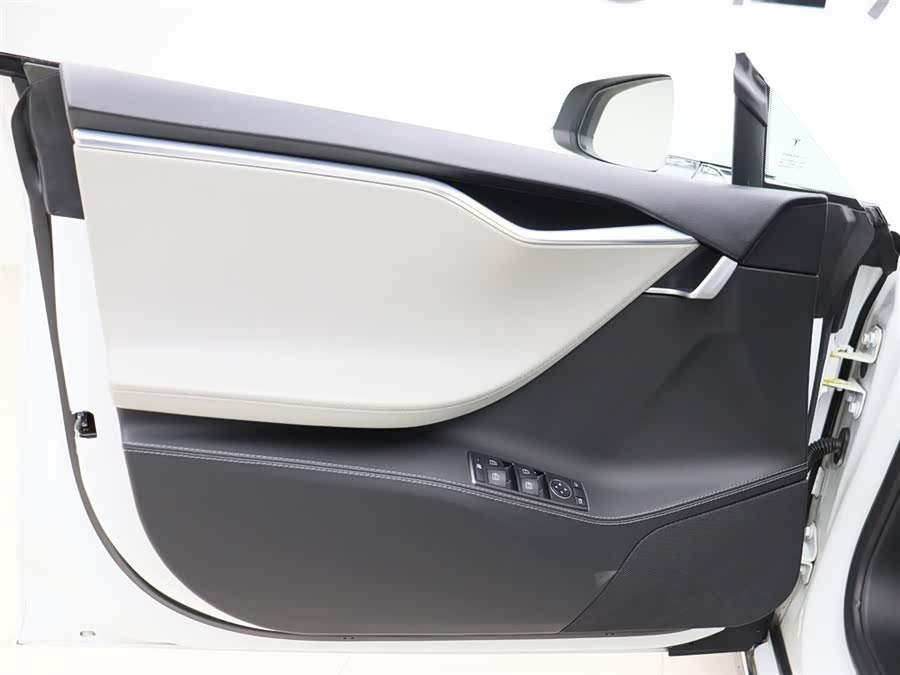 特斯拉 Model S 2015 汽车图片 #6