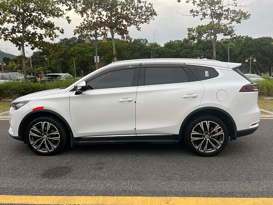 BYD Tang 2019 #6 BYD Tang 2019 car image #6
