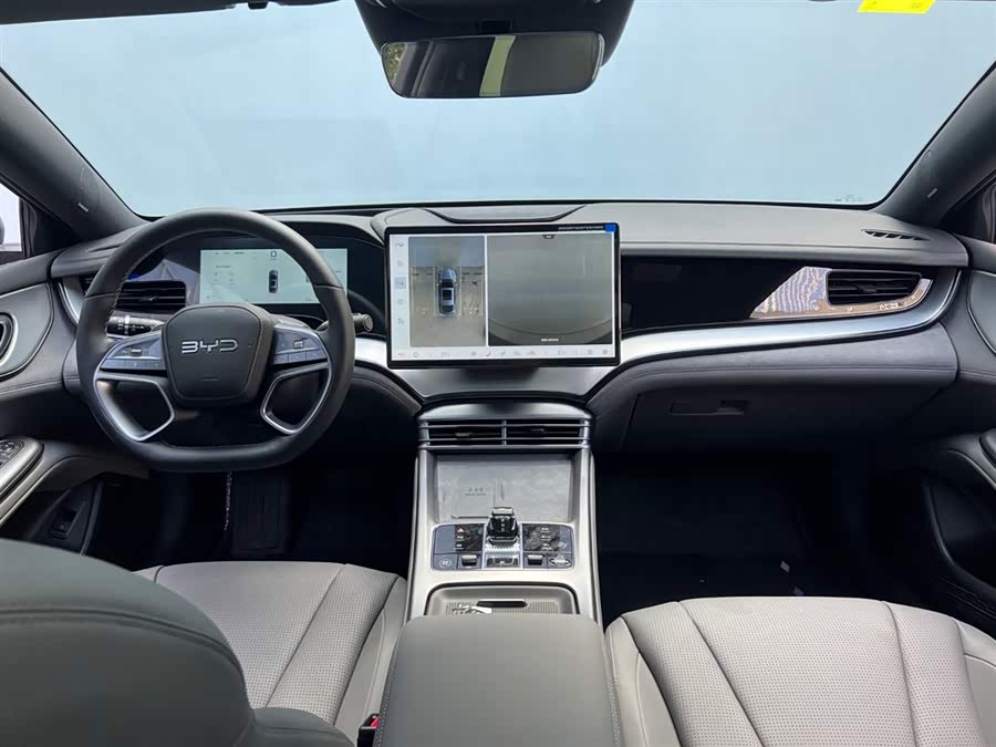 BYD Seal 07 DM-i 2025 car image #6