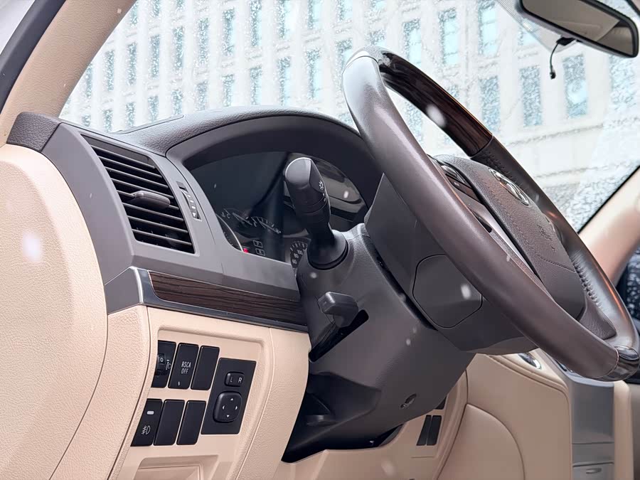 Toyota 2025 car image #6