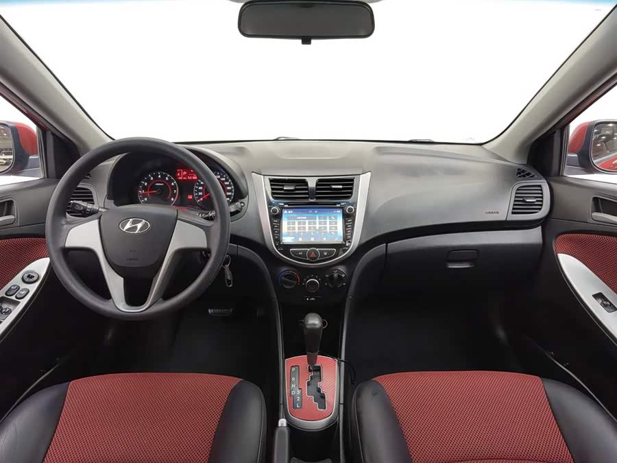Mazda Reina Hatchback 2015 car image #6