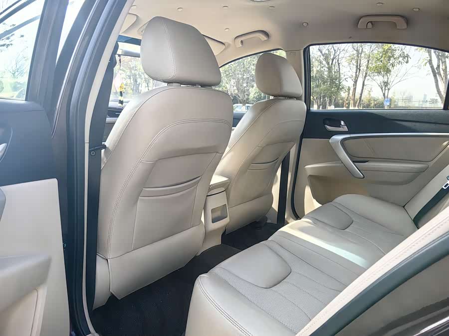 吉利汽车 帝豪 2017 汽车图片 #6