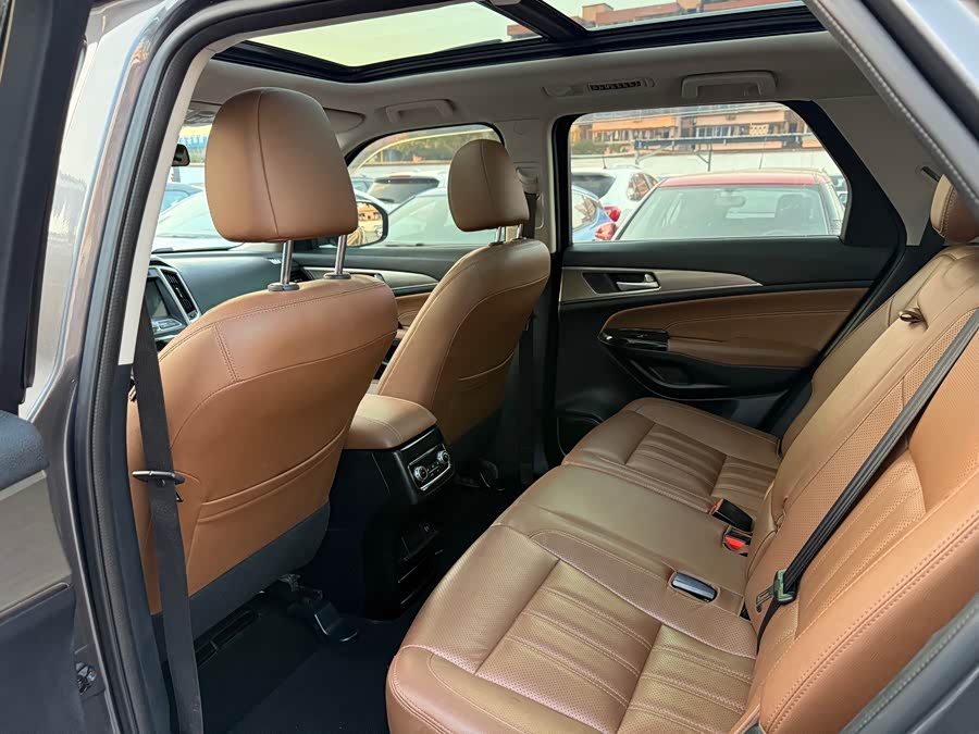 Changan CS95 2017 car image #6