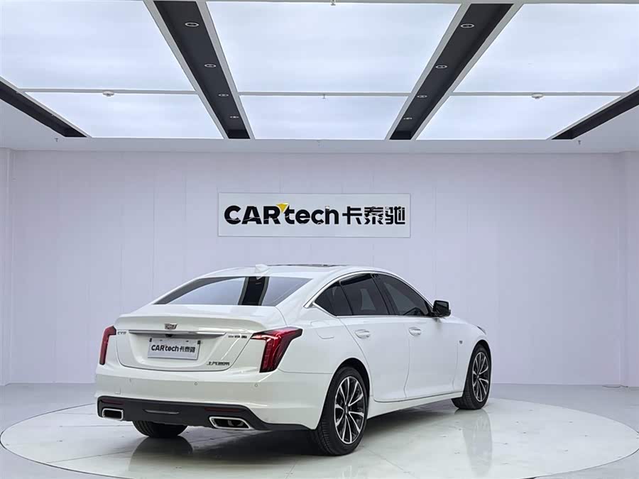 2022 car image #6