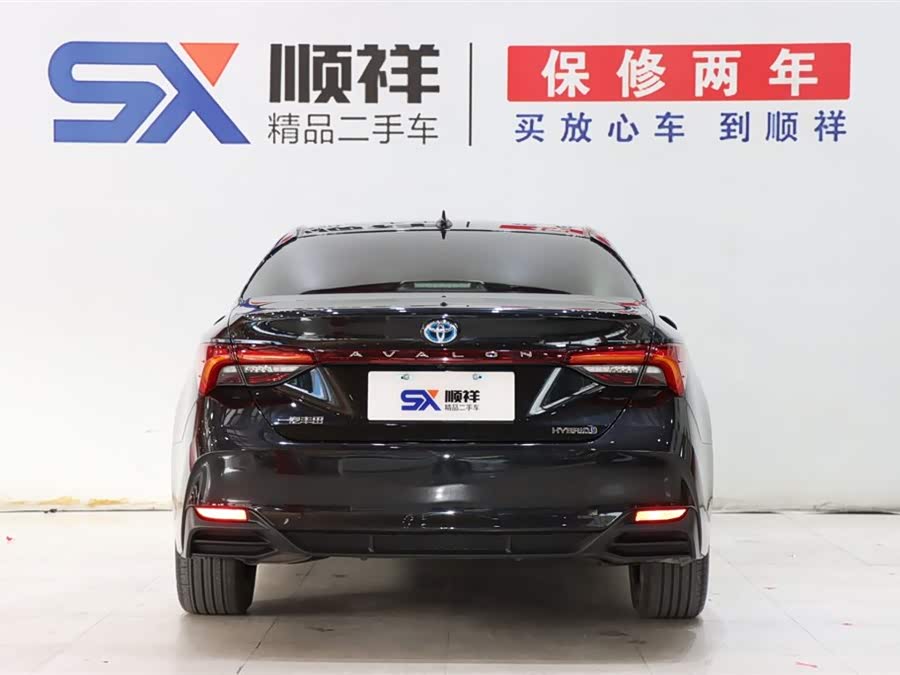 Toyota Avalon 2021 car image #6