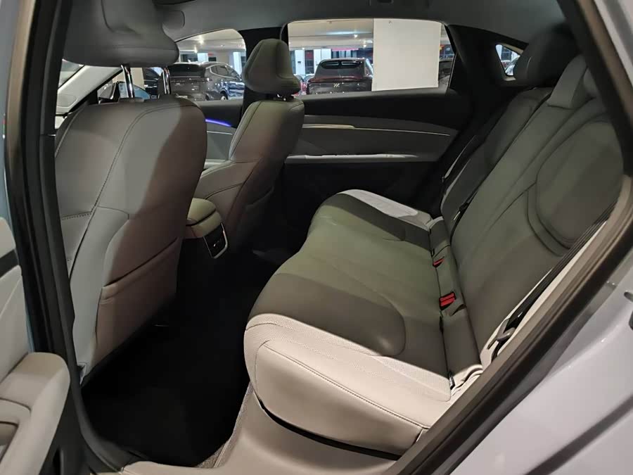 Xpeng MONA M03 2025 صورة سيارة #6