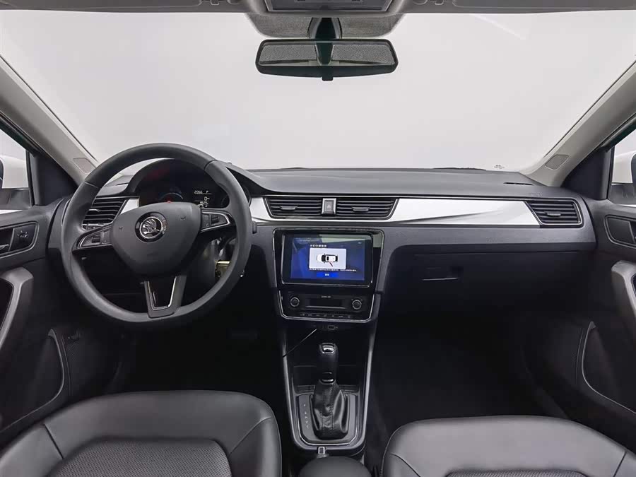 Skoda Rapid 2020 imagen de coche #6