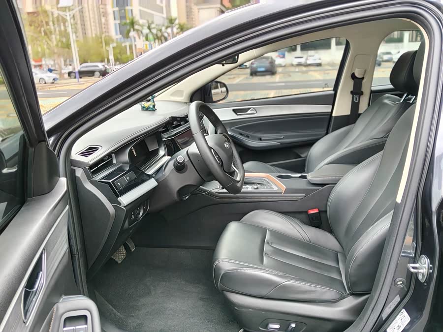 Chery Arrizo 5 Plus 2022 immagine di auto #6