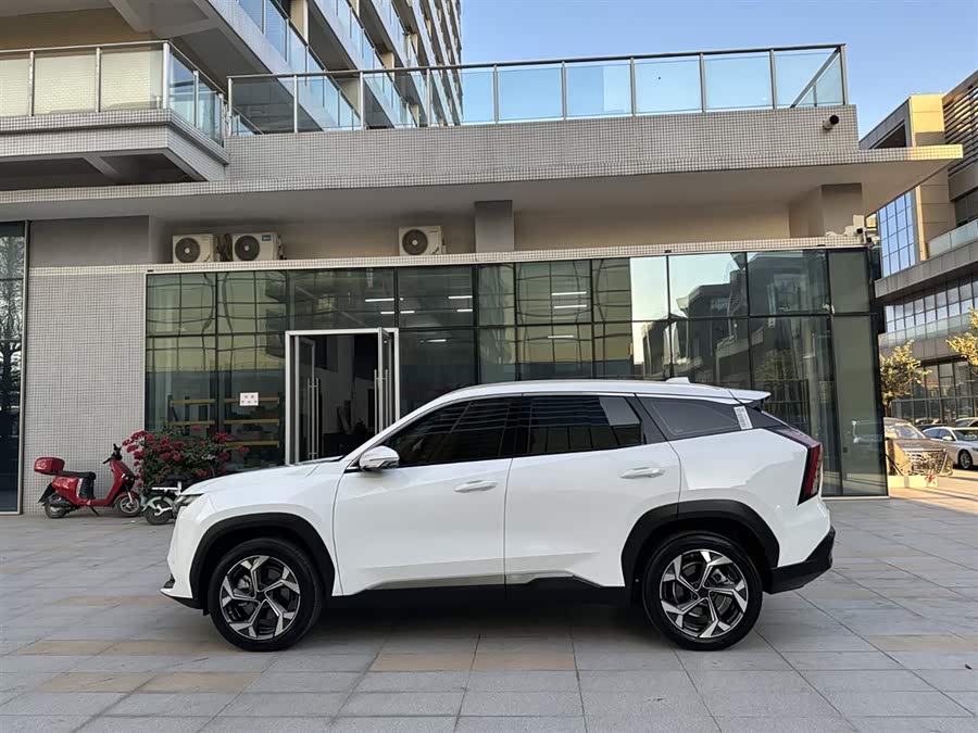 GEELY Boyue L 2024 car image #6