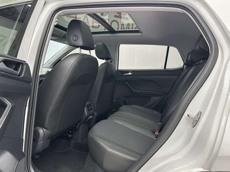 Volkswagen Tacqua 2022 car image #6