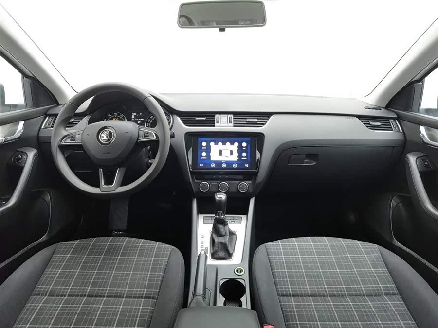 Skoda Octavia 2020 car image #6