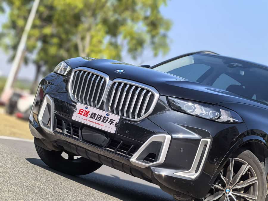 BMW X5 2024 car image #6