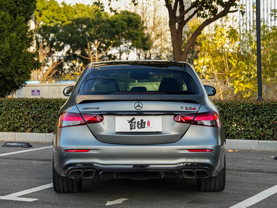 Mercedes-Benz E AMG 2021 صورة سيارة #6