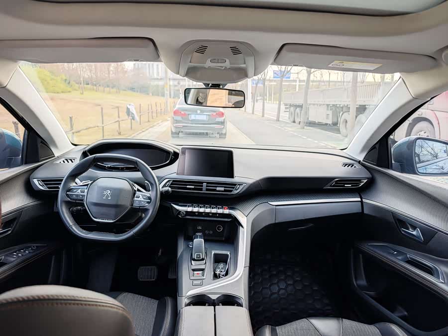 Peugeot 5008 2019 #6 Peugeot 5008 2019 car image #6