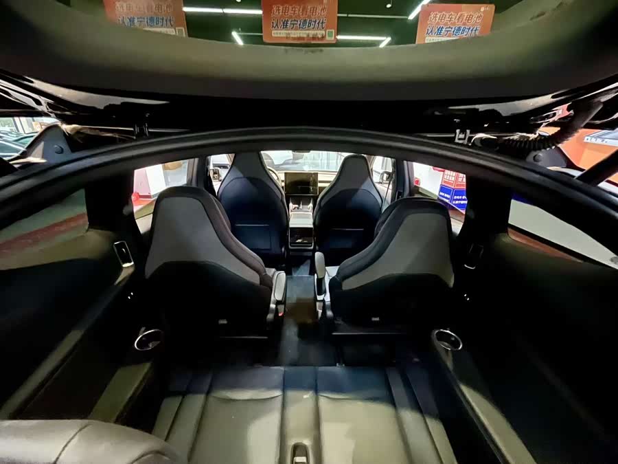特斯拉 Model Y L 2025 汽车图片 #6