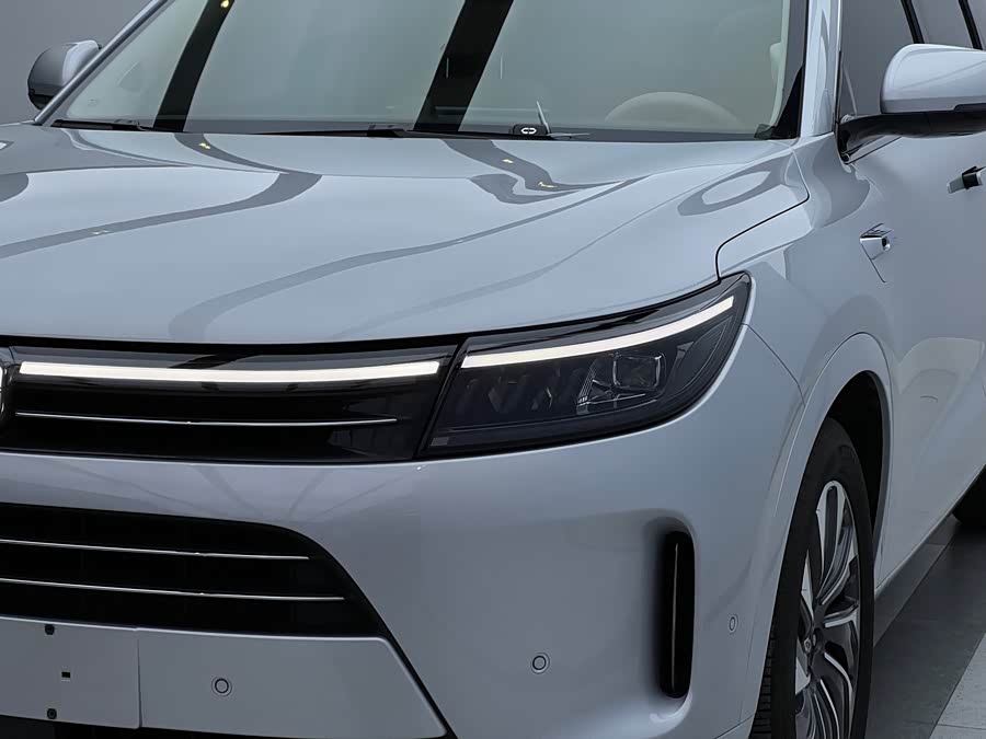 2024 immagine di auto #6