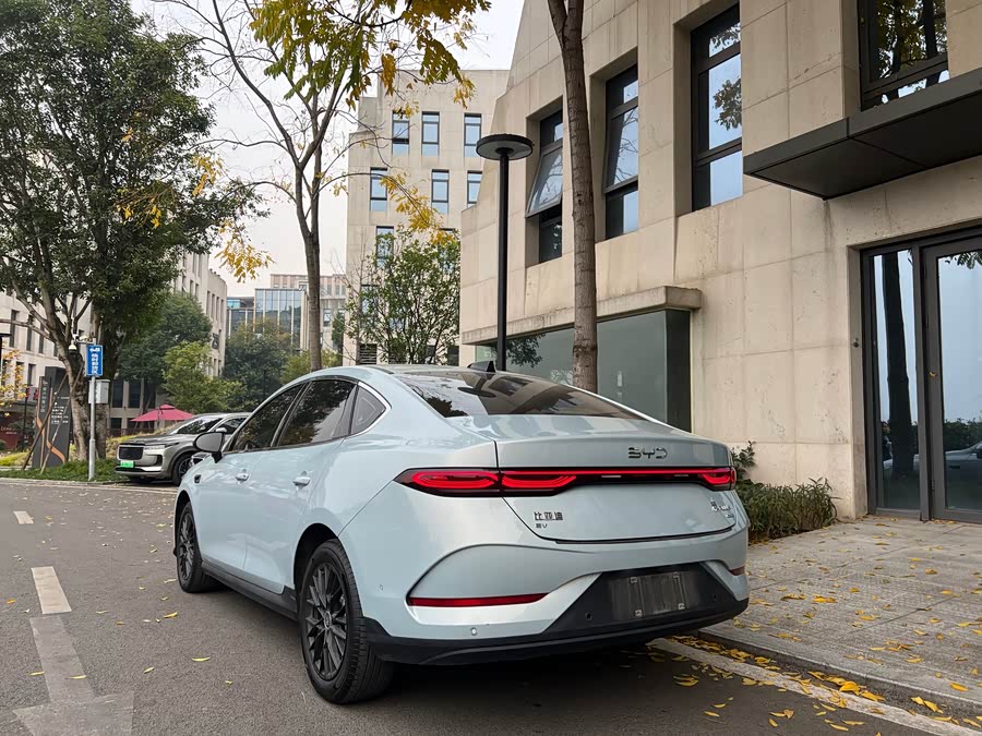 BYD Qin Plus 2025 صورة سيارة #6