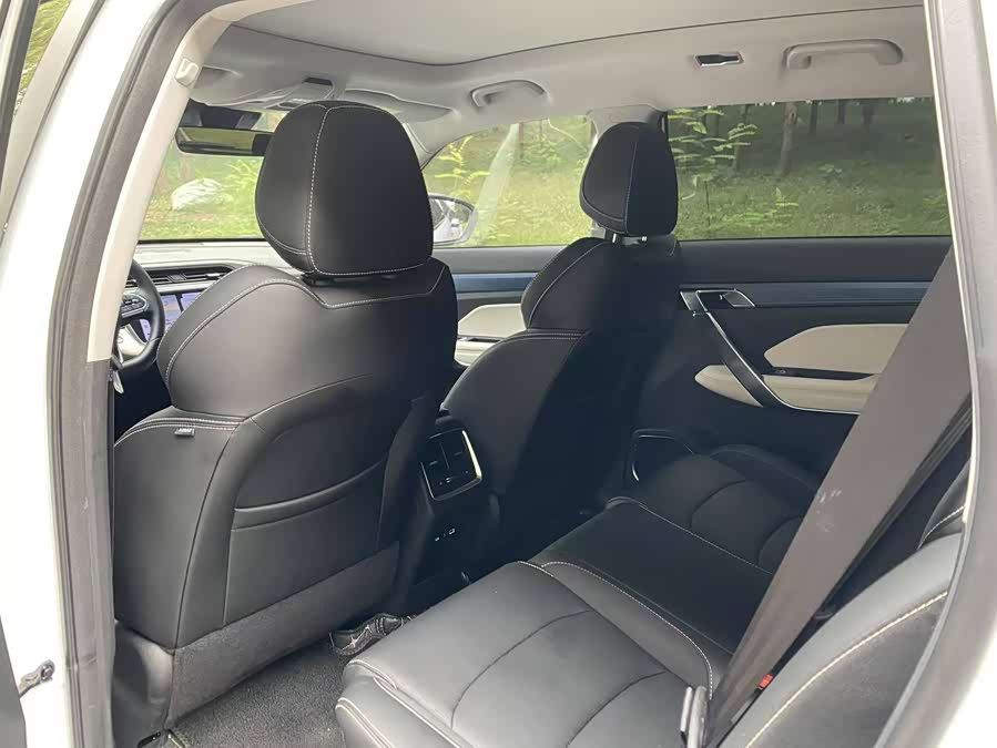 GEELY Boyue 2022 car image #6