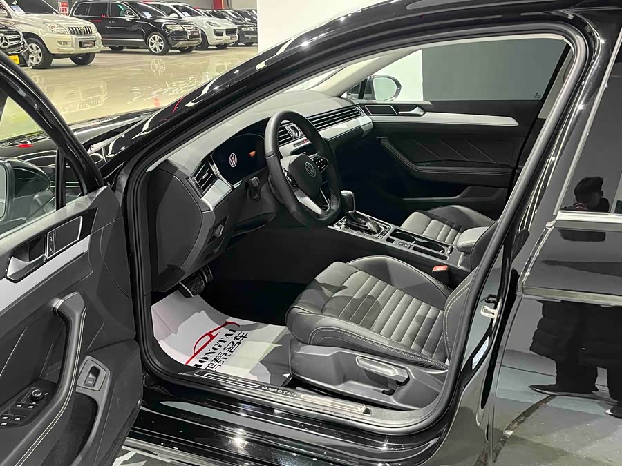 Volkswagen Magotan 2025 #6 Volkswagen Magotan 2025 car image #6