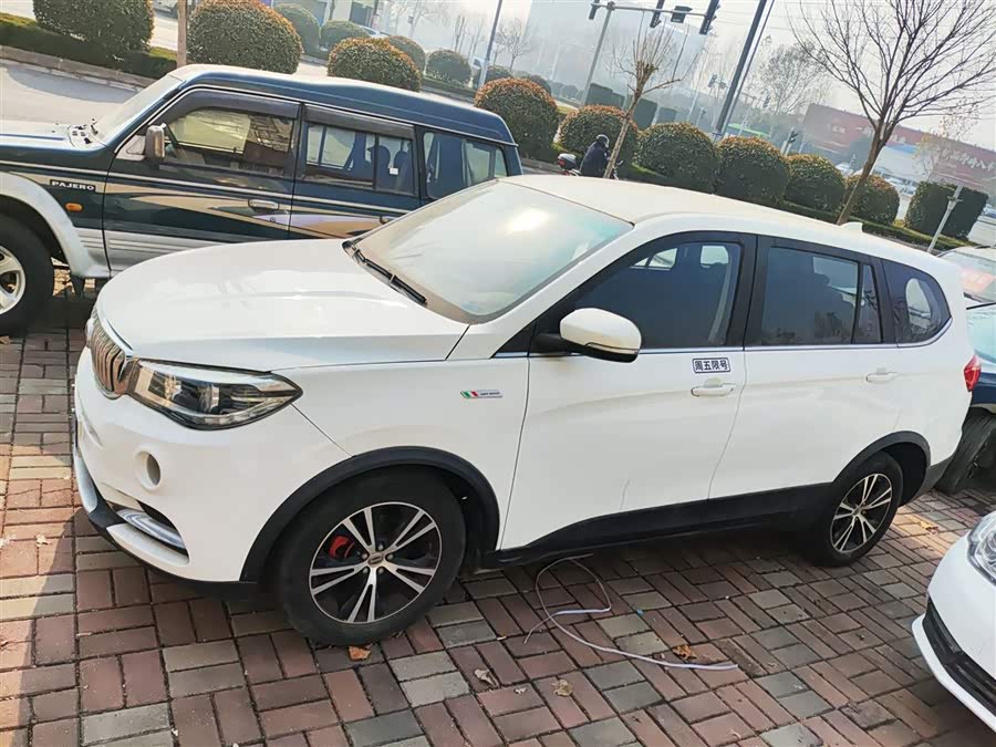 SWM X7 2020 imagem de carro #6