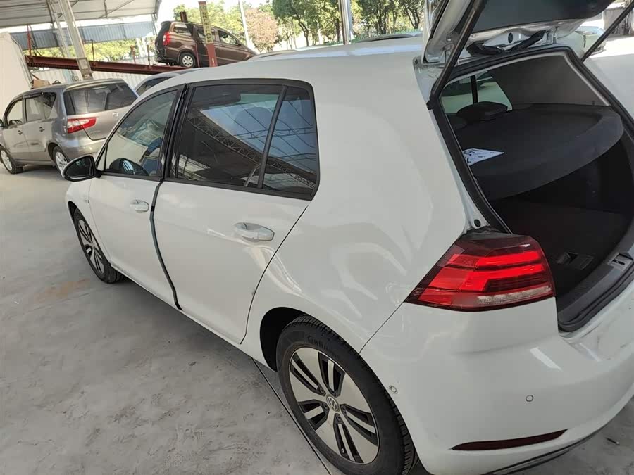 Volkswagen Golf New Energy (Imported) 2020 صورة سيارة #6