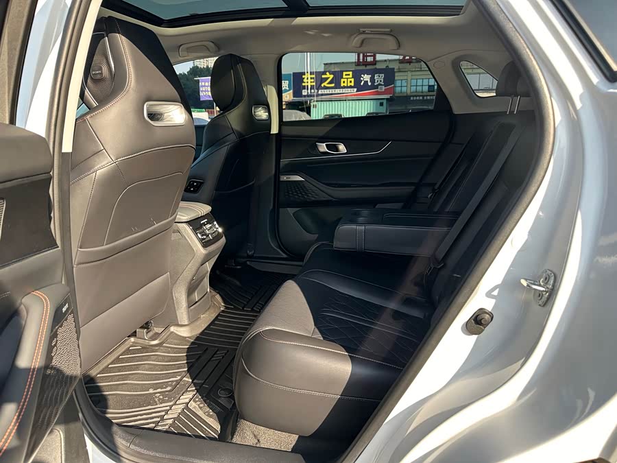 Changan UNI-K iDD 2022 #6 Changan UNI-K iDD 2022 car image #6