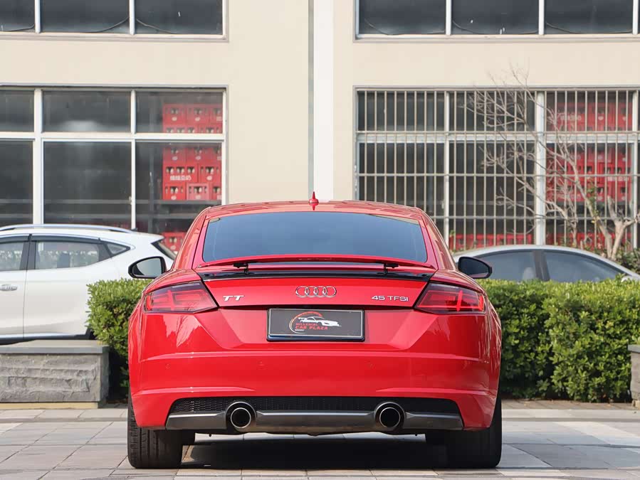 Audi TT 2017 car image #6