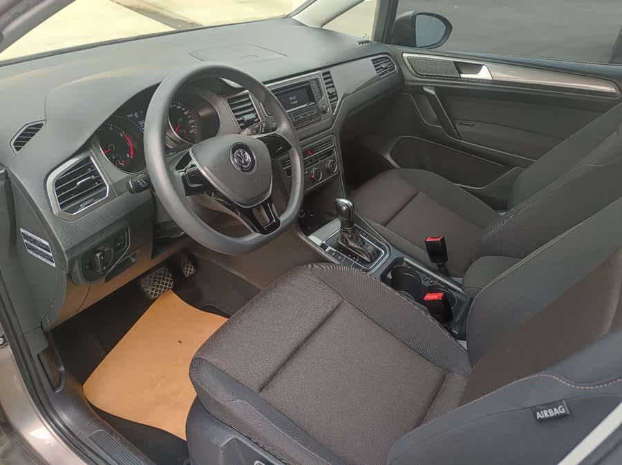 大众 高尔夫·嘉旅 2017 汽车图片 #6