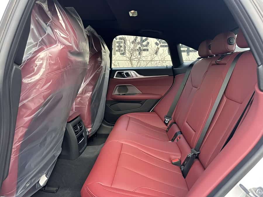 BMW i4 #6 BMW i4 car image #6