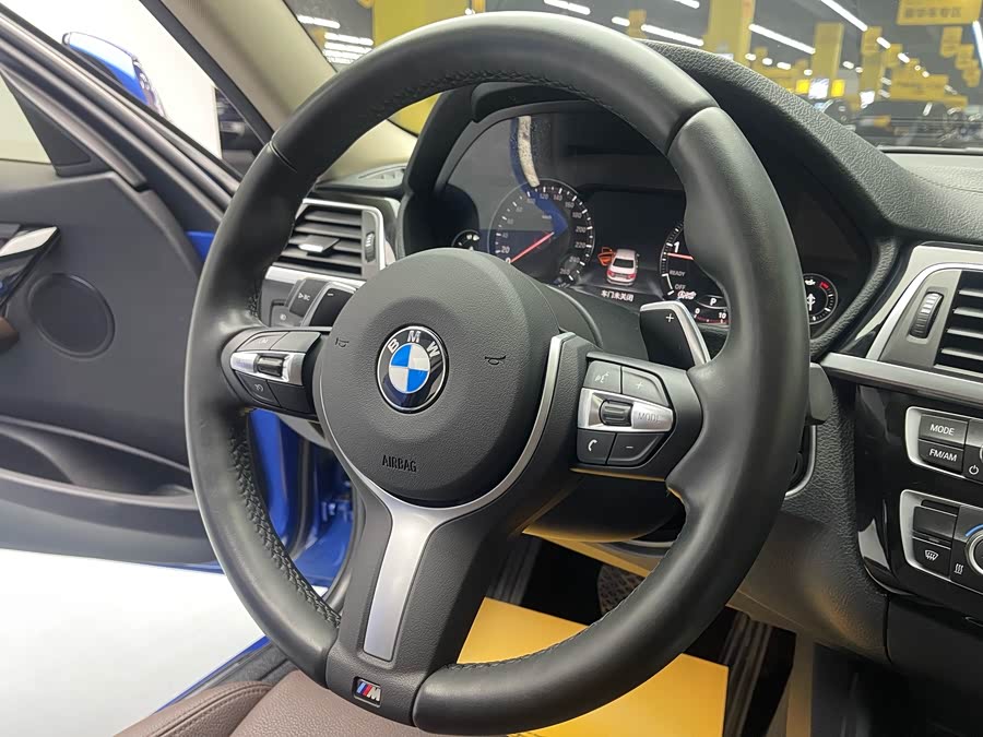 BMW 3 Series 2019 #6 BMW 3 Series 2019 car image #6