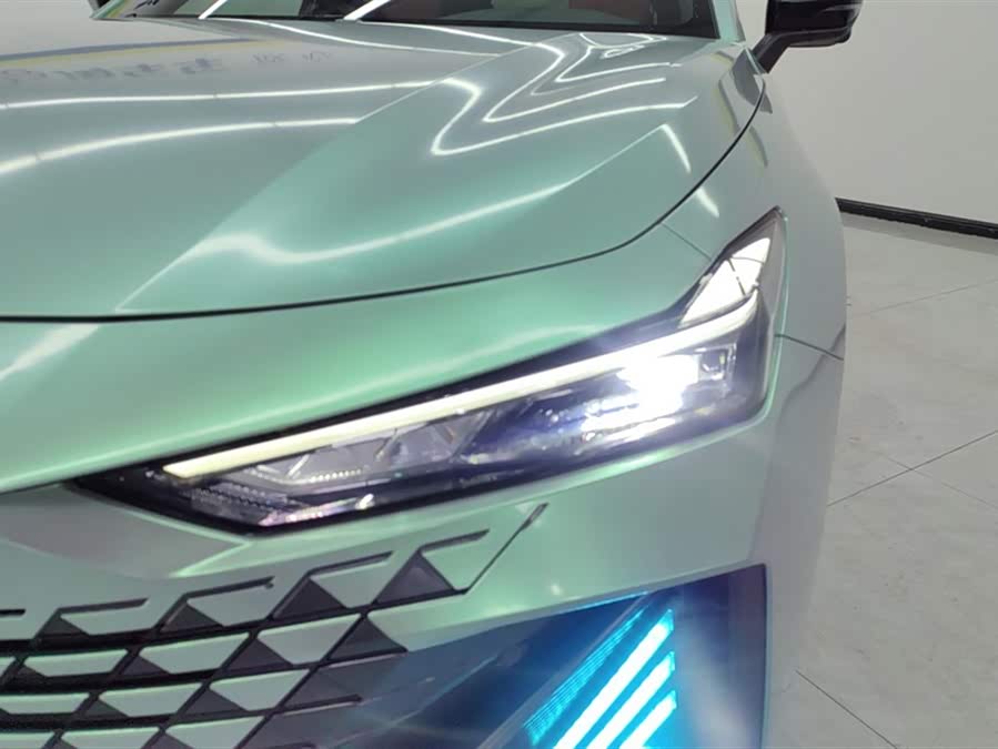 Changan UNI-V iDD 2023 #6 Changan UNI-V iDD 2023 car image #6