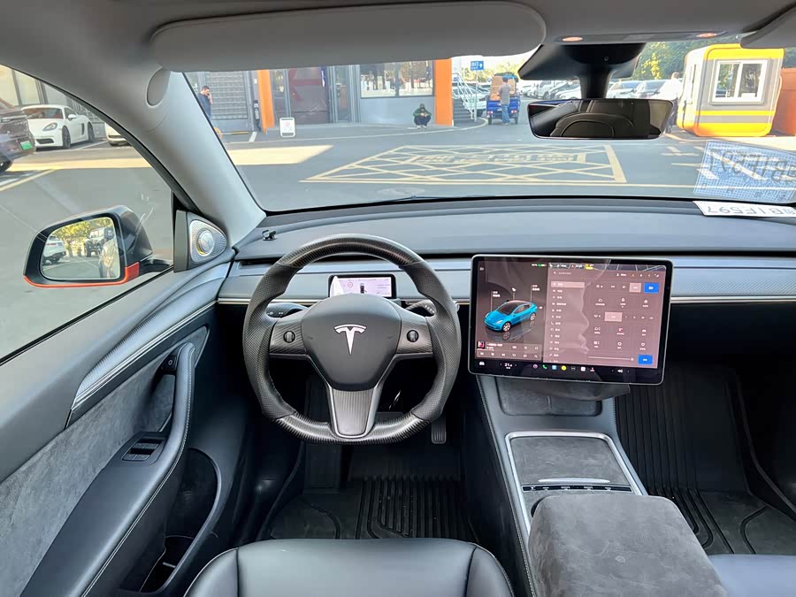 Tesla Model Y 2022 car image #6