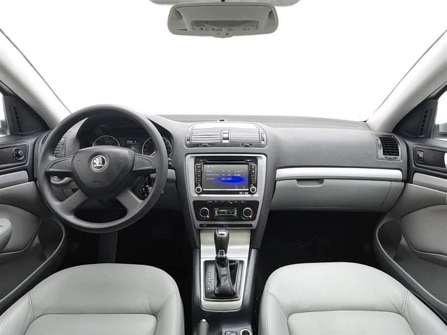 Skoda Octavia 2014 car image #6